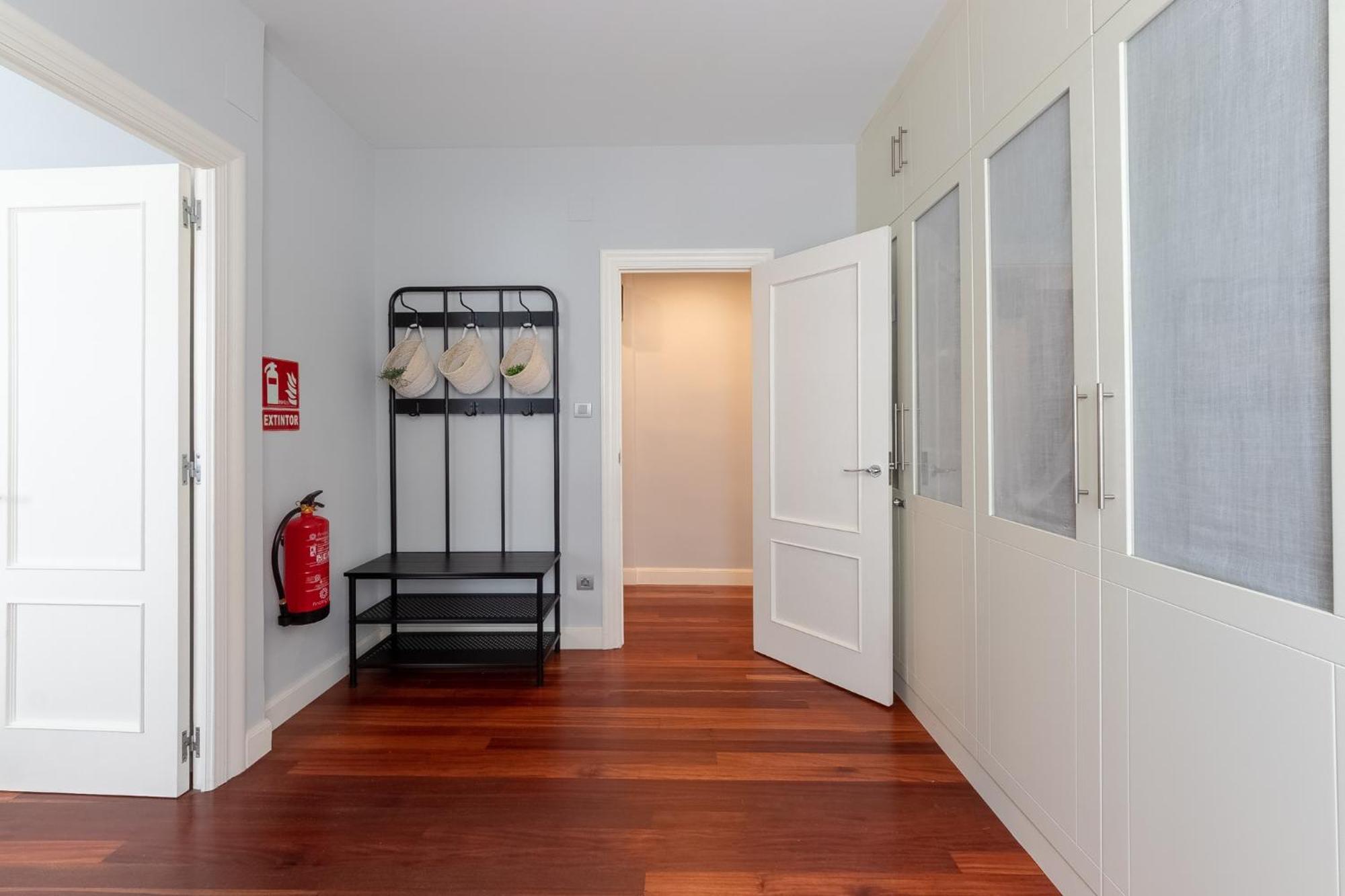 Bilbao Tranvia 51 Apartment Exterior photo